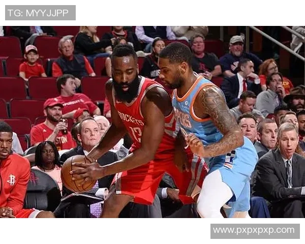 火箭队与快船队激战三月一日精彩对决回顾与分析